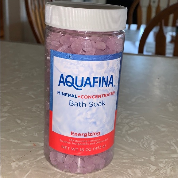 Distressed and ripped Aeropostale jeans - Picture 15 of 16